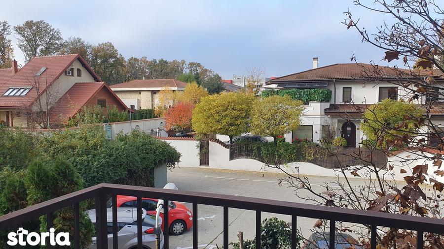 Casă cu 4 camere cu Teren 370 Mp în Băneasa