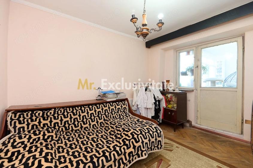 Apartament cu 4 camere decomandat în Central