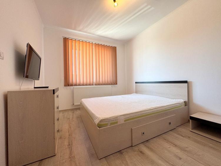 Apartament cu 3 camere decomandat, mobilat în Giroc