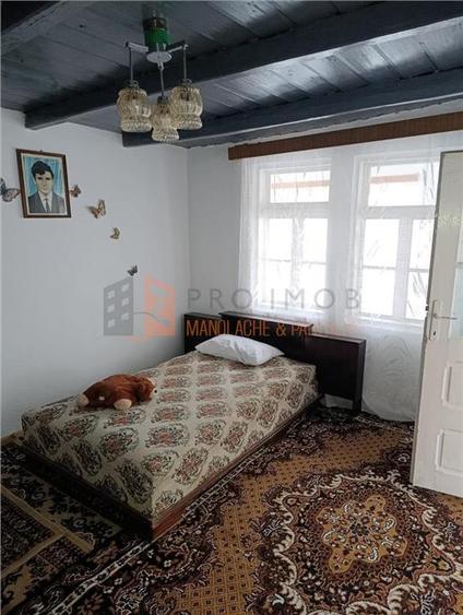 Casă individuală cu 4 camere cu Teren 600 Mp în Sărata-Monteoru