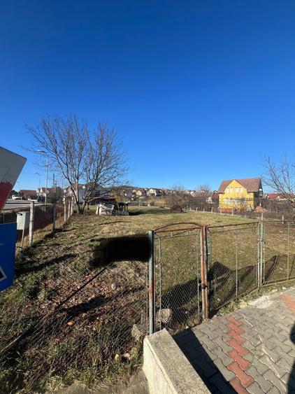 Teren Construcții intravilan de 1200 mp, în Sud-Vest