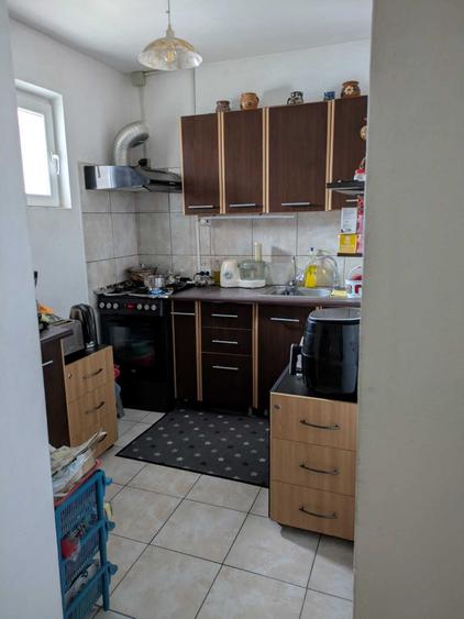 Casă cu 4 camere cu Teren 1200 Mp în Mihai Bravu