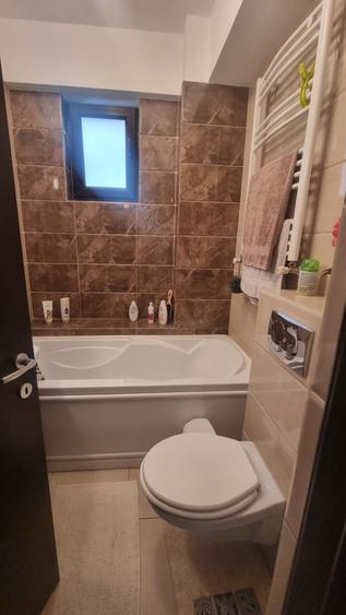 Apartament cu 2 camere decomandat în Tomis Plus