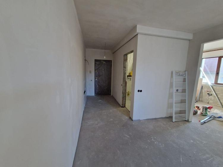 Apartament 3 camere, etaj 1, parcare subterana, boxa, 74 mp, Floresti - 4