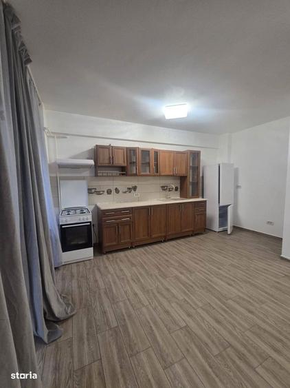 Se inchiriaza apartament 2 camere parter inalt + loc parcare - 12