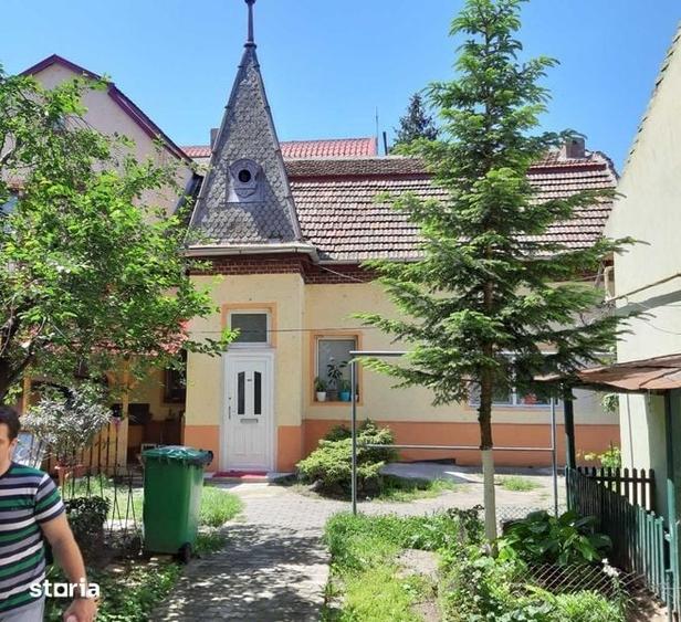 Casă cu 3 camere cu Teren 156 Mp în Central