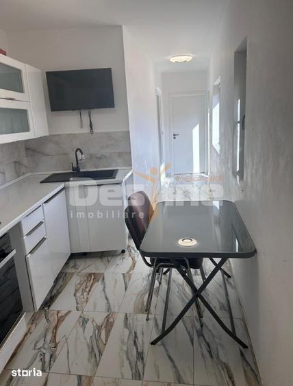 Casă cu 3 camere cu Teren 2482 Mp în Păcurari