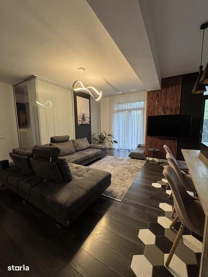Apartament cu 2 camere, mobilat în Florilor