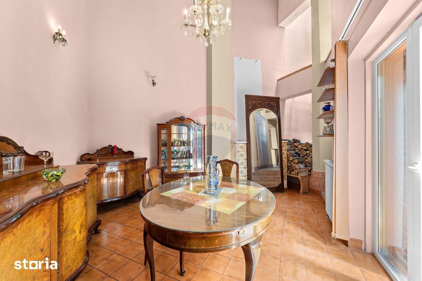 Casă cu 3 camere cu Teren 320 Mp în Central