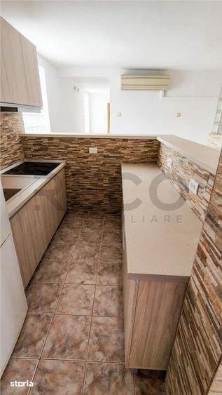 Casă cu 6 camere cu Teren 249 Mp în Rogerius