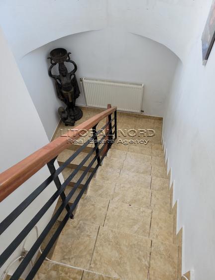 Apartament cu 2 camere decomandat în Poarta 6