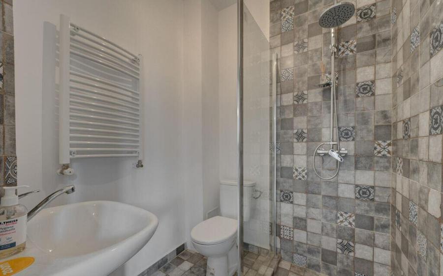 In Cartierul Evreiesc, casa 3 camere pivnita si mansarda - 18