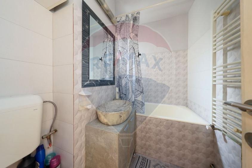 Apartament cu 3 camere de vanzare in zona Vlahuta - 15