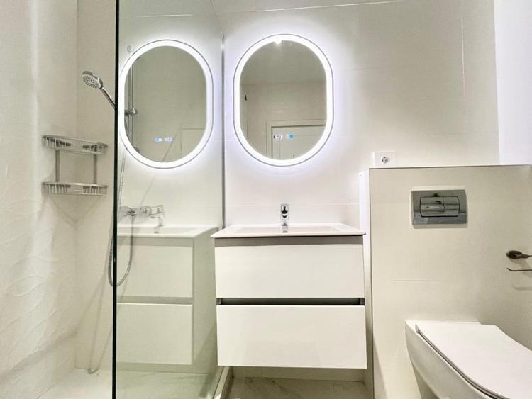 Apartament cu 2 camere semidecomandat, mobilat în Pipera