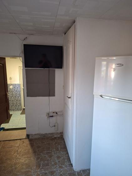 Inchiriez 1 camera la casa taxe incluse fara garantie - 2