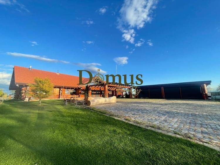 Casa de Busteni Buncar Piscina Independenta Complet - 3