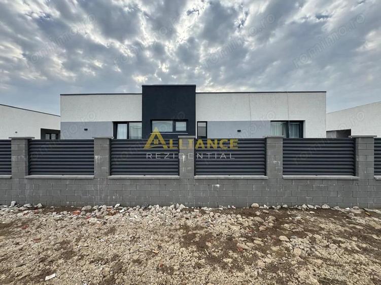 4 camere 2 bai teren 407 mp - 1