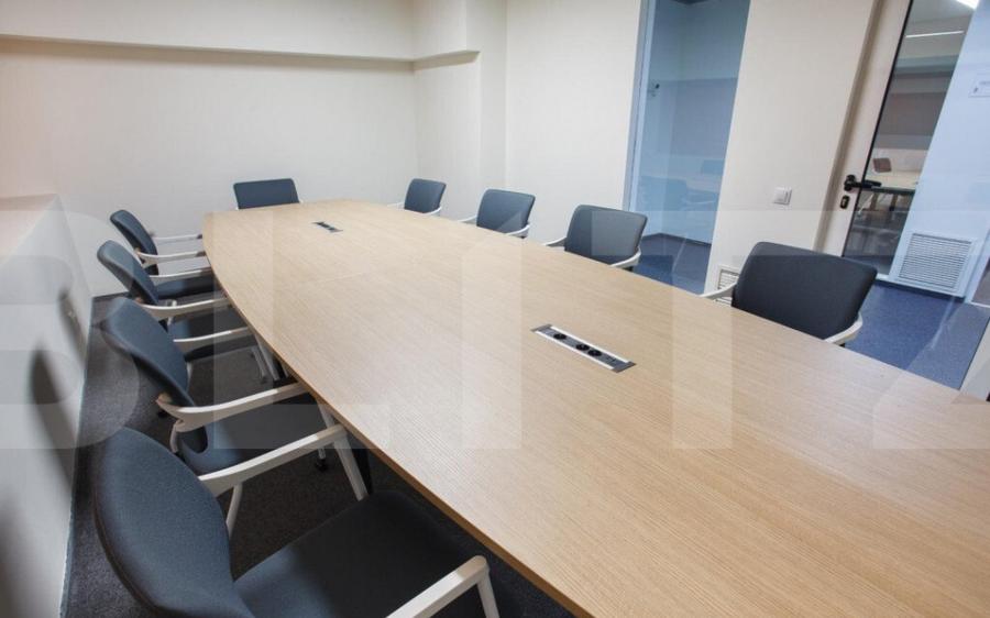 Cladire de birouri, Ultracentral - 15