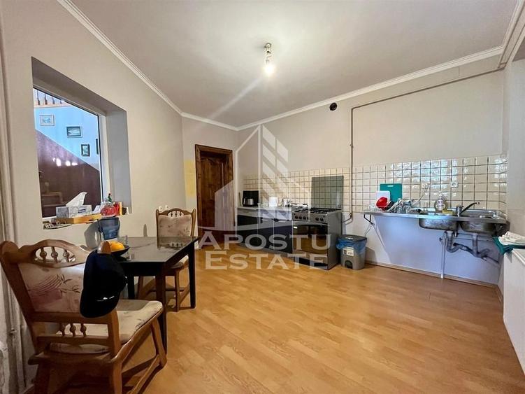 Vila individuala cu 5 camere zona Ronat - 7