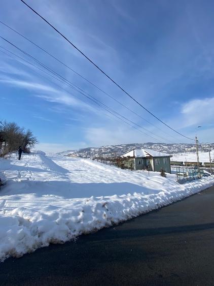 Teren intravilan de vânzare - ideal pentru construcția casei tale! - 2