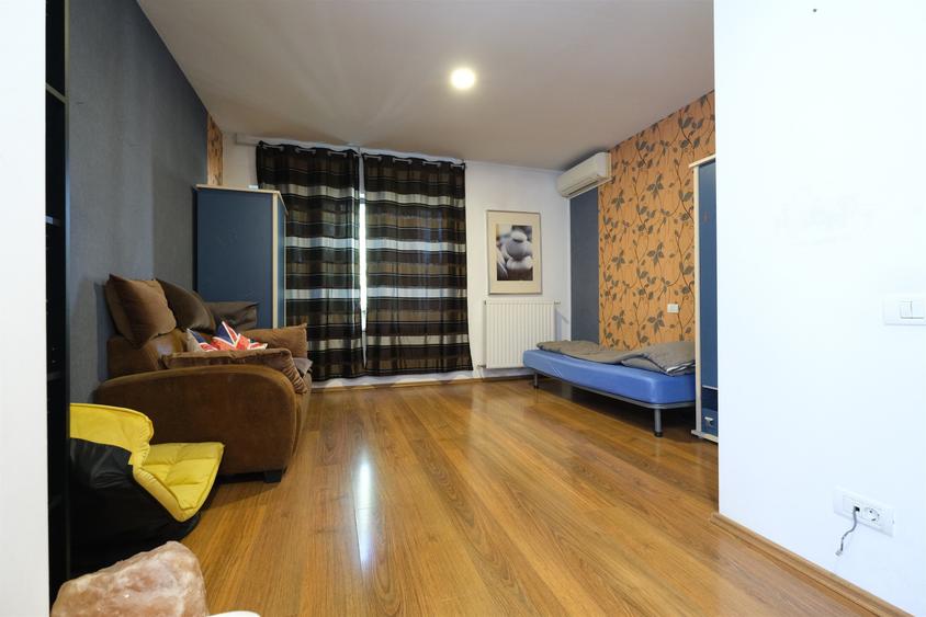 OTOPENI, Vila exclusivista P+E - 6 camere, 4 bai  cu piscina - 12