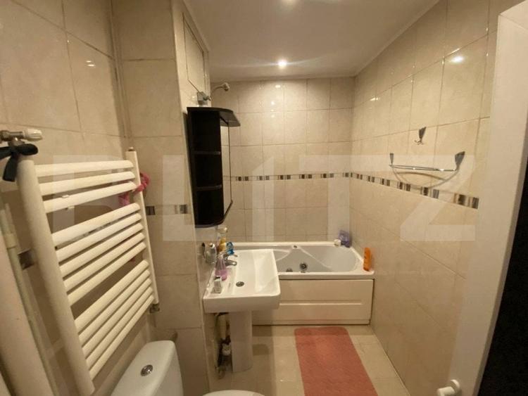 Apartament 3 camere, 70mp, etaj intermediar, Piata Garii - 12