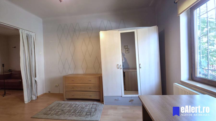 Casă de vânzare, Vatra Luminoasă, zona Str. Victor Manu, sector 2, Bucuresti - 9