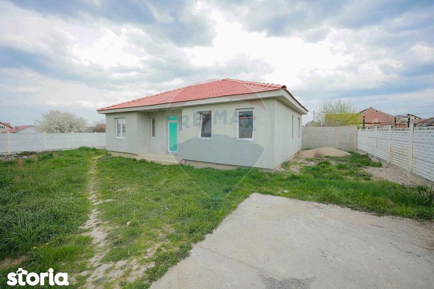 De vanzare casa semifinisata cu 3 camere, 455 mp teren, in Cihei - 1