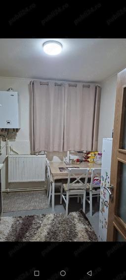 Proprietar vand apartament cu 2 camere,decomandat,renovat total,semi central,parcare,boxa proprie. - 10