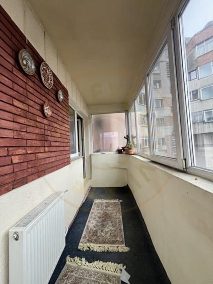 Apartament ultracentral 3 camere Maior Sontu Pitesti - 9