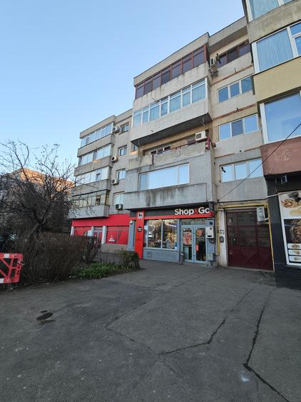 Anda 2 Camere Decomandat Necesita Renovare Bloc 1985 - 1