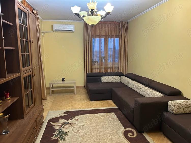 Inchiriez Apartament 3 camere, 111 mp, parcare, Mall Vitan, Proprietar - 1