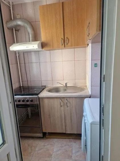 garsoniera postavarul-1 decembrie-titan-centrala proprie - 3