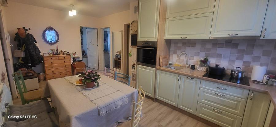 De vanzare apartament 3 camere strada Negoiu cartier manastur - 1