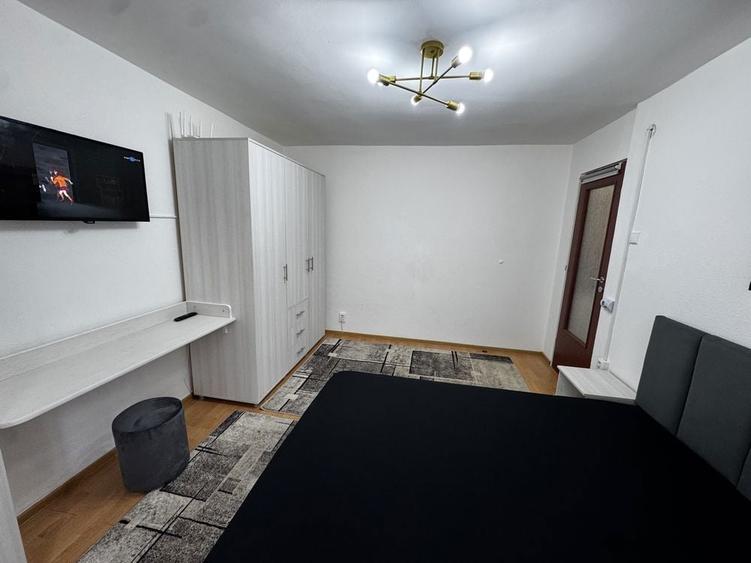 Garsoniera de inchiriat ,langa liceul Ion Minulescu - 4