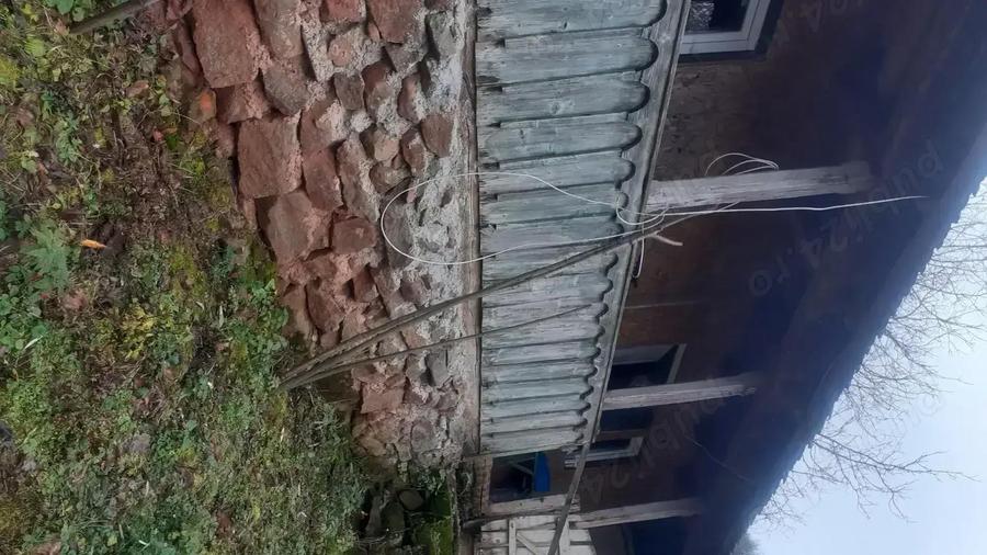 Vand casa ?araneasca din lemn. - 3