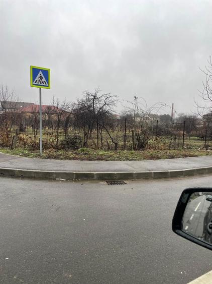 Vand teren 700 mp, zona Oncea, str Bunytai Vince nr 65 - 7
