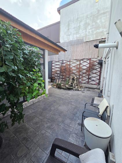 Voluntari, Andronache, vila P+1+M renovata, curte amenajata - 26