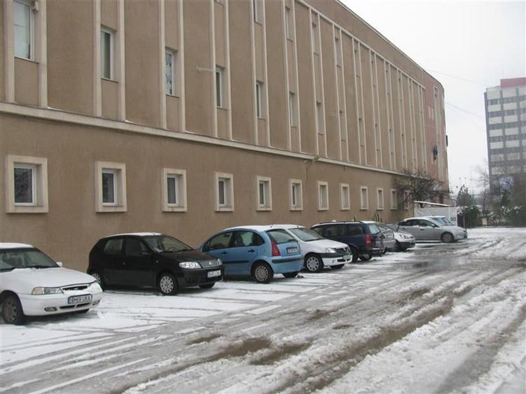 Vanzare imobil 5000 mp si teren 5000 mp - 10