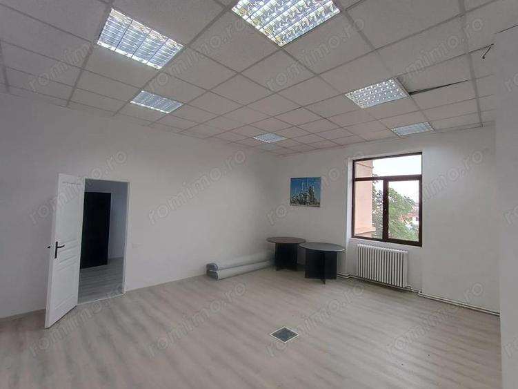 Cladire cu suprafata de 400 mp si parcare proprie 350 mp - 3