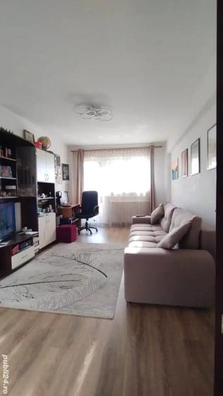 Centru- apartament 3 camere - 1