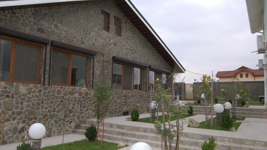 REV0002800 Vila de vanzare cu vedere la lac Laguna Albastra Corbeanca - 28