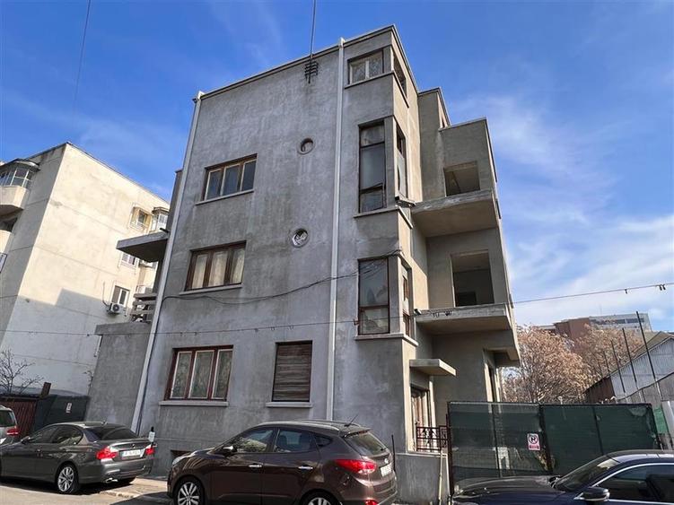 Vanzare imobil CONSOLIDAT pretabil Clinica / Spatii cazare / Birouri / Apartamen - 1