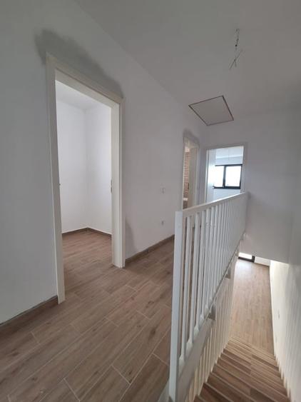 EXCLUSIVITATE! Casa tip duplex,  finisaje premium, curte, 2 locuri de parcare - 8