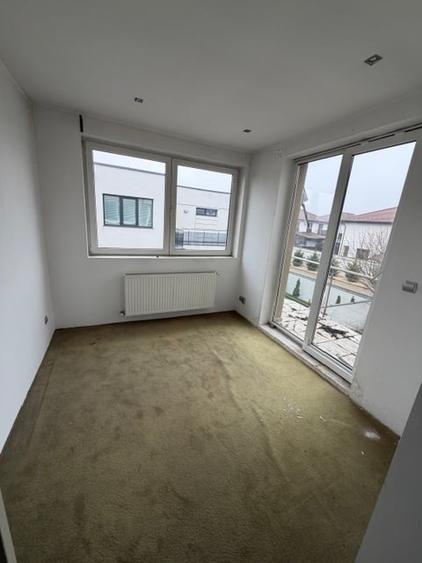 Tunari 1 Decembrie Nr.136 - 21