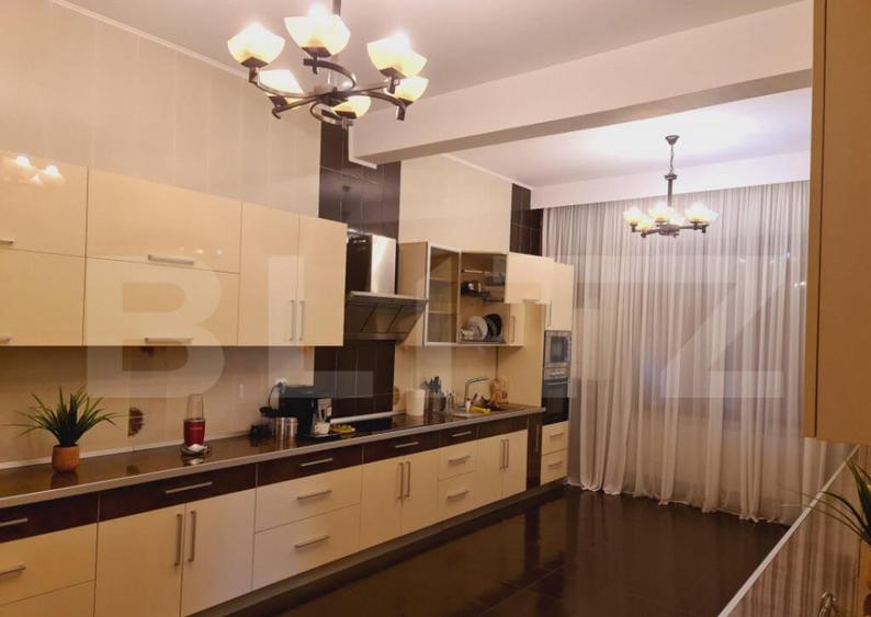 Vila 350 mp utili, teren 700 mp, strada Craitelor - 15