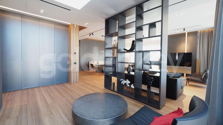 Penthouse cu 5 camere decomandat, mobilat în Băneasa