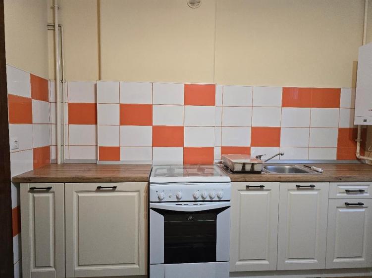 Inchiriez garsoniera la casa  suprafata mare - 6