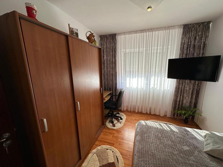 3 camere, cartier Sarari, 2 bai, mobilat complet, direct proprietar - 1