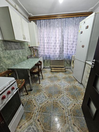 Zona Alexandru la bulevard, apartament liber, 3 camere, 70mp - 2